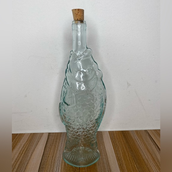 Pescenvino Vintage 13" Italian Glass Fish Shaped Antinori Wine Bottle Decanter - Picture 2 of 7